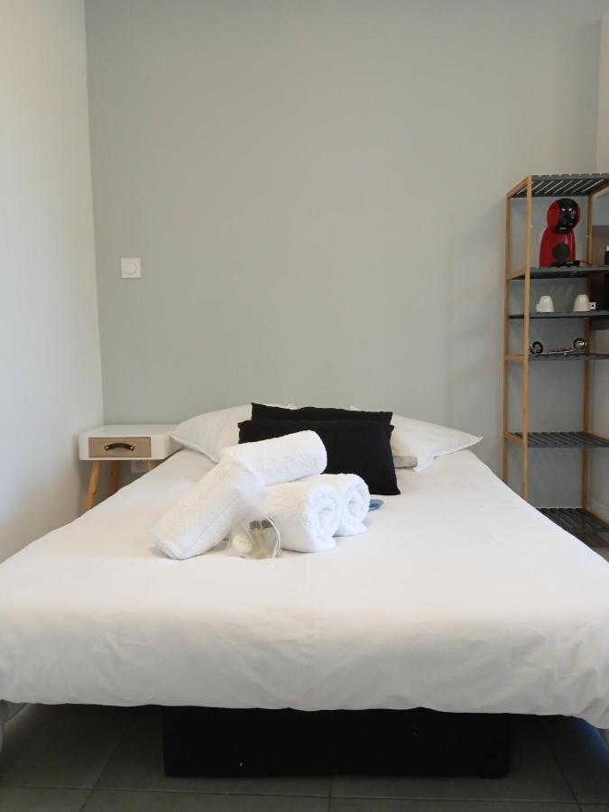 Studio Cosy Avec Garage Prive Льо Ман Екстериор снимка